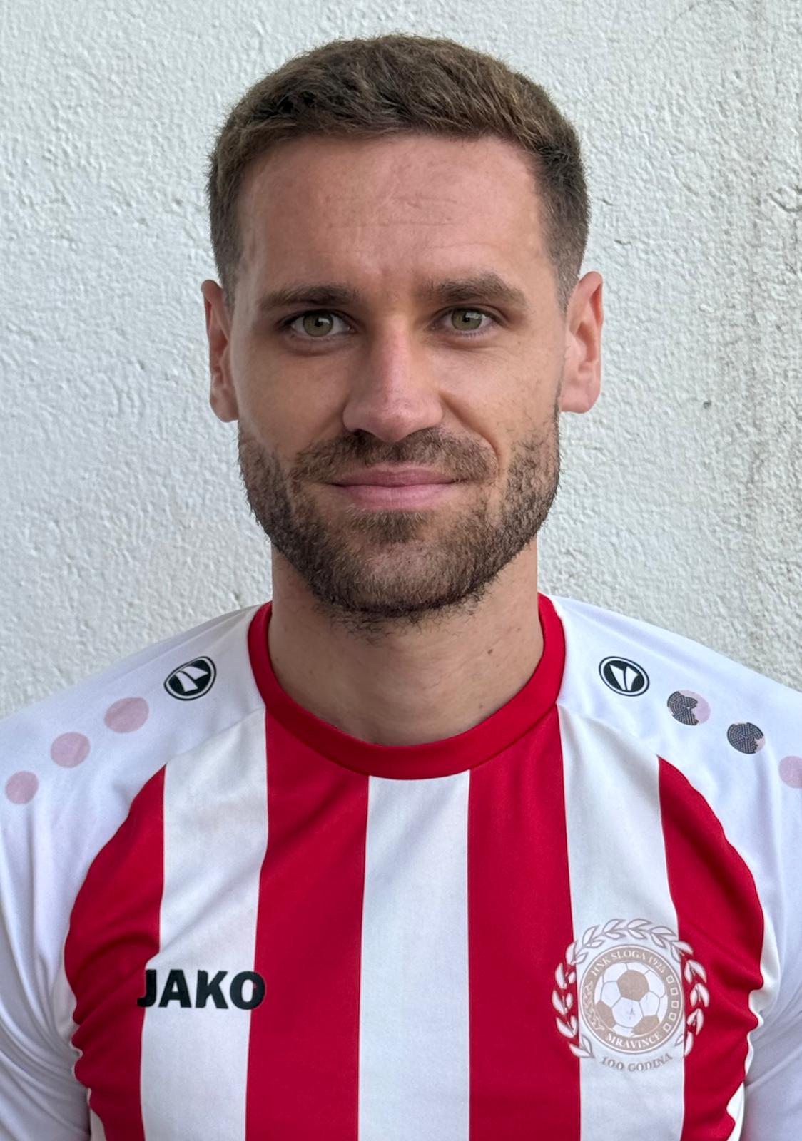 Petar Ćubelić